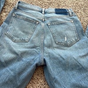 Light wash ripped 90s straight ultra high rise abercrombie jeans
